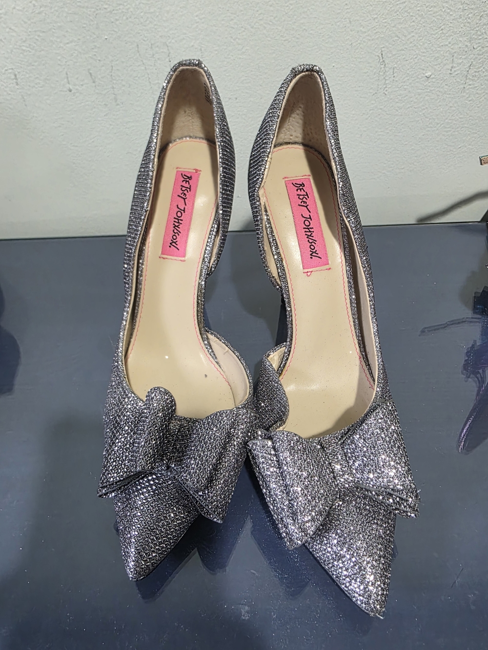 Betsey Johnson Silver Glitter Bow Pointed Toe Pumps